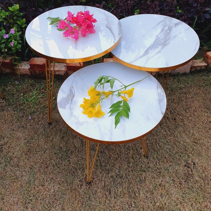 ROUND TABLES - BLACK MARBLE TOP WITH 3 FREE FLOWER VASES